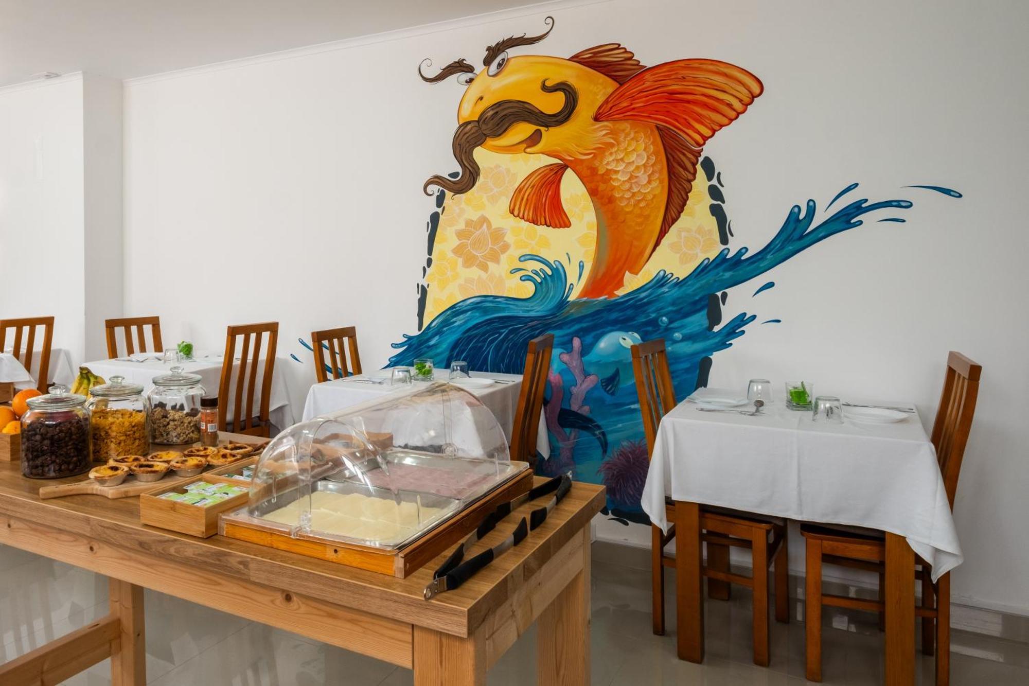 West Side Guesthouse Peniche Dış mekan fotoğraf