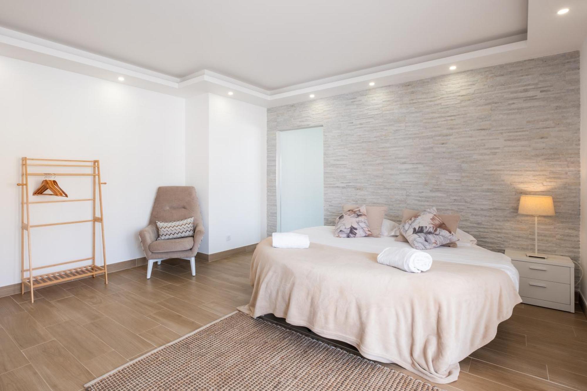 West Side Guesthouse Peniche Dış mekan fotoğraf
