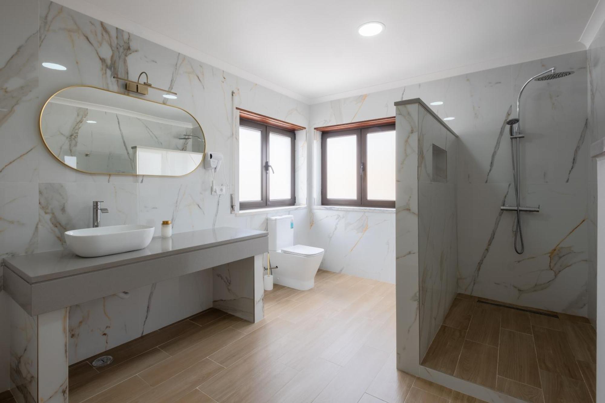 West Side Guesthouse Peniche Dış mekan fotoğraf