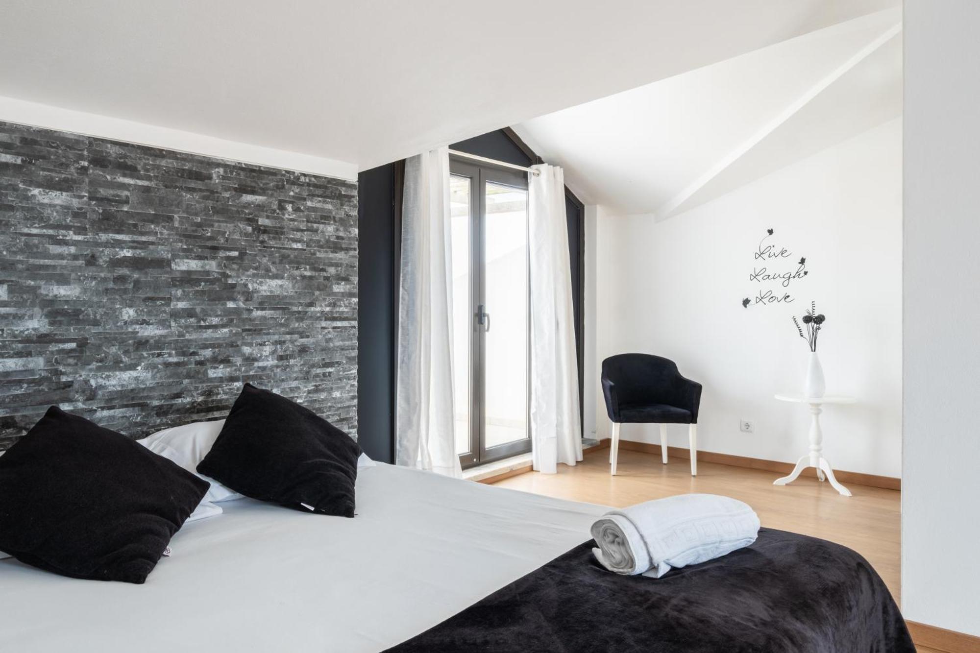 West Side Guesthouse Peniche Dış mekan fotoğraf