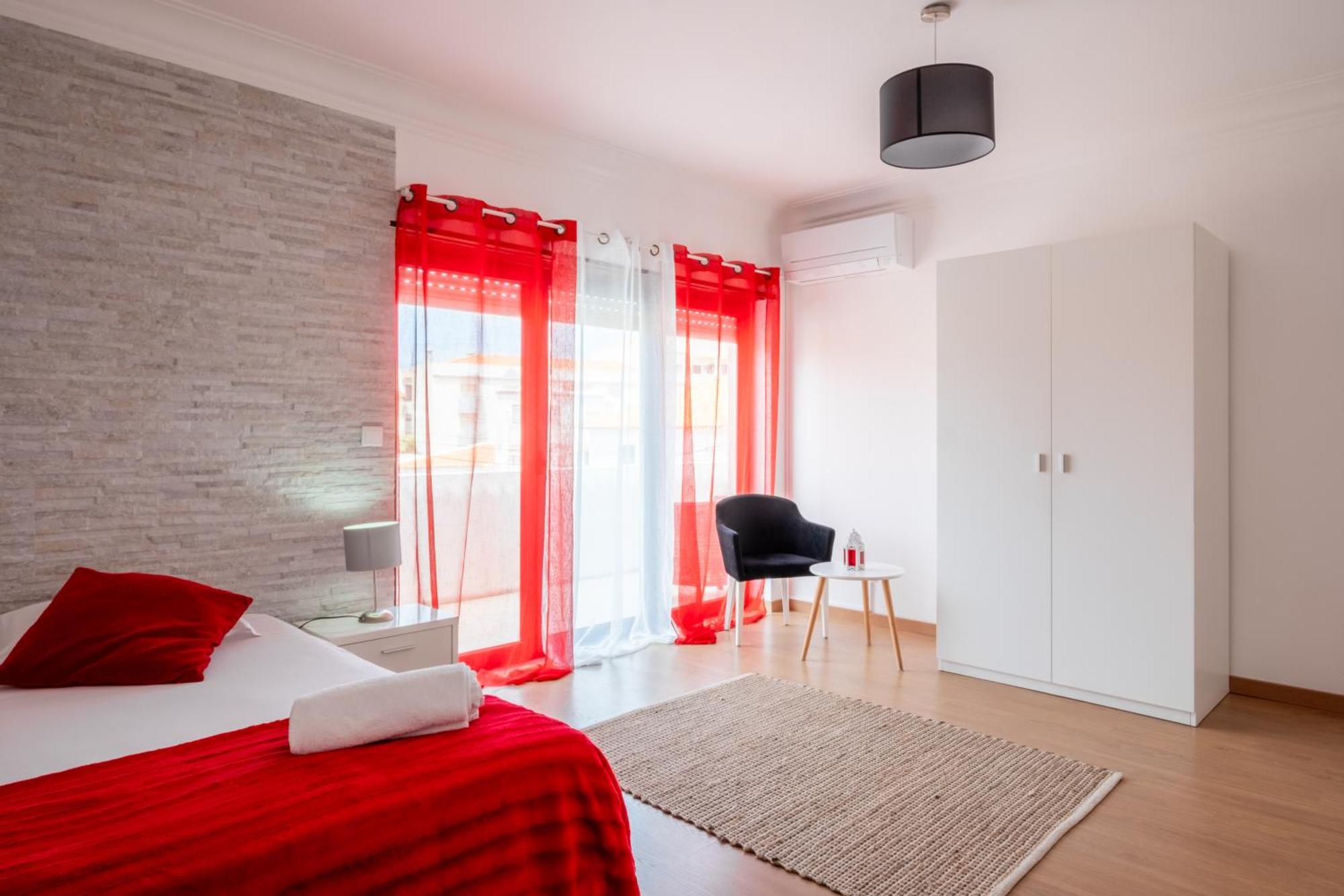 West Side Guesthouse Peniche Dış mekan fotoğraf