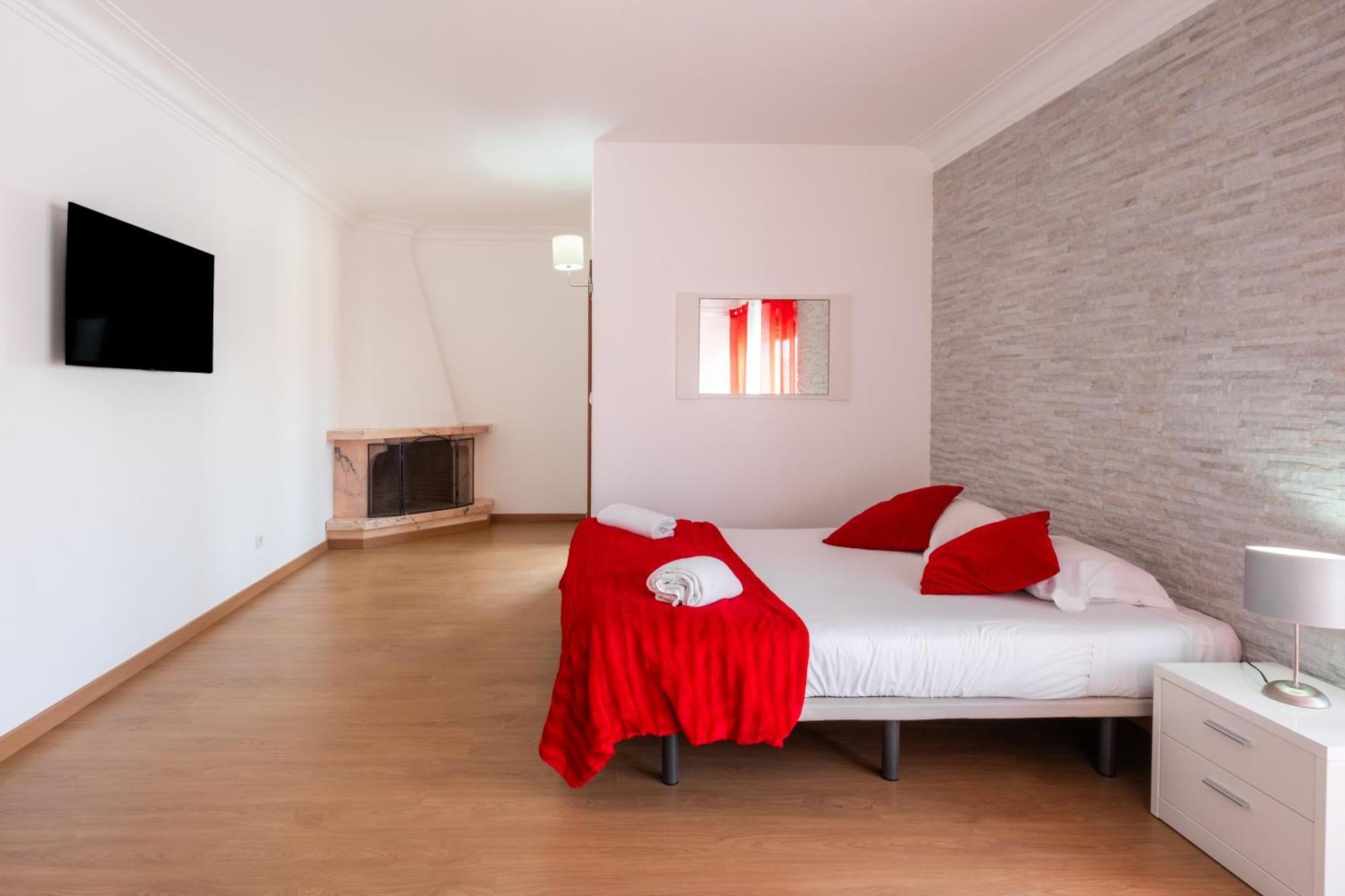 West Side Guesthouse Peniche Dış mekan fotoğraf