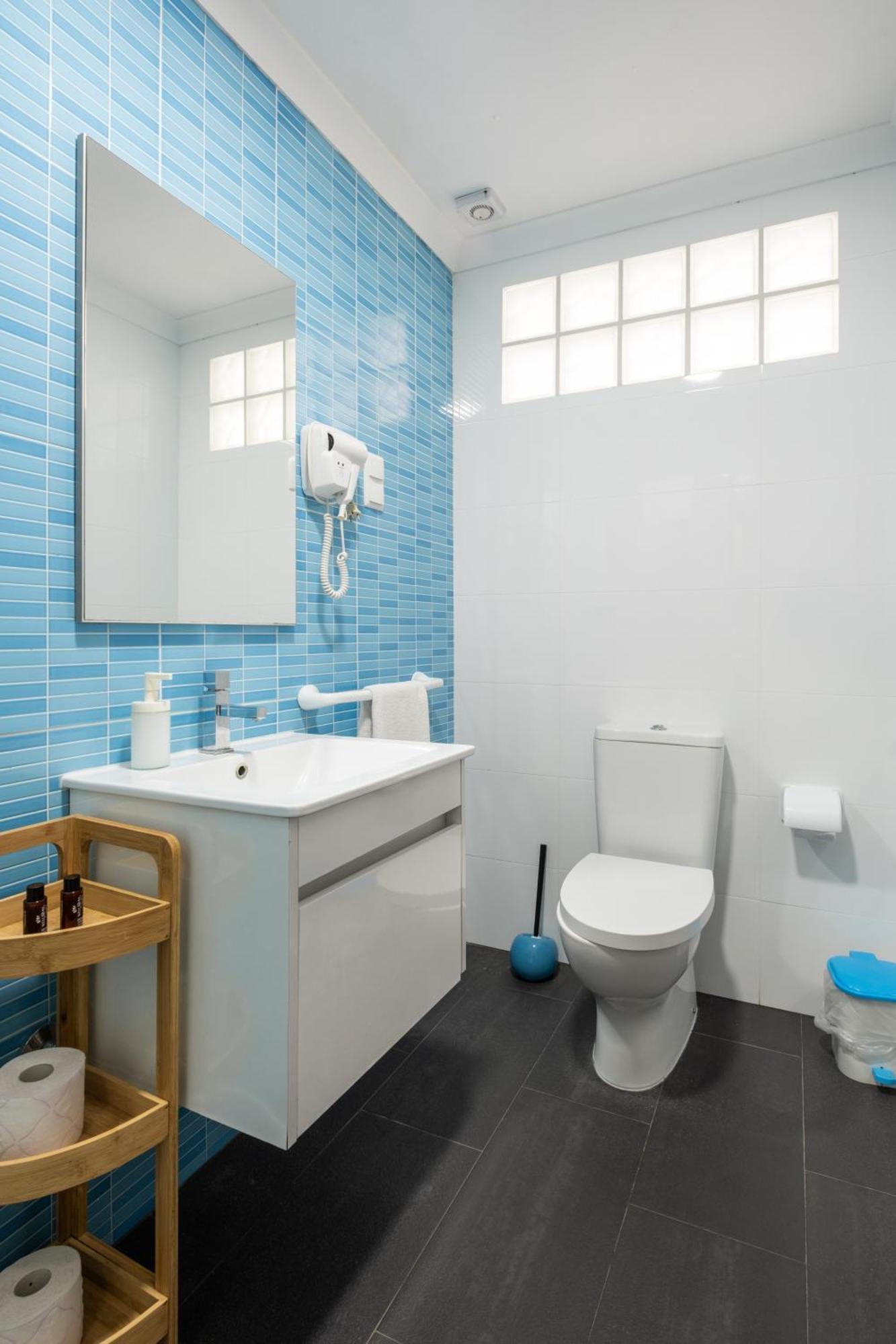 West Side Guesthouse Peniche Dış mekan fotoğraf