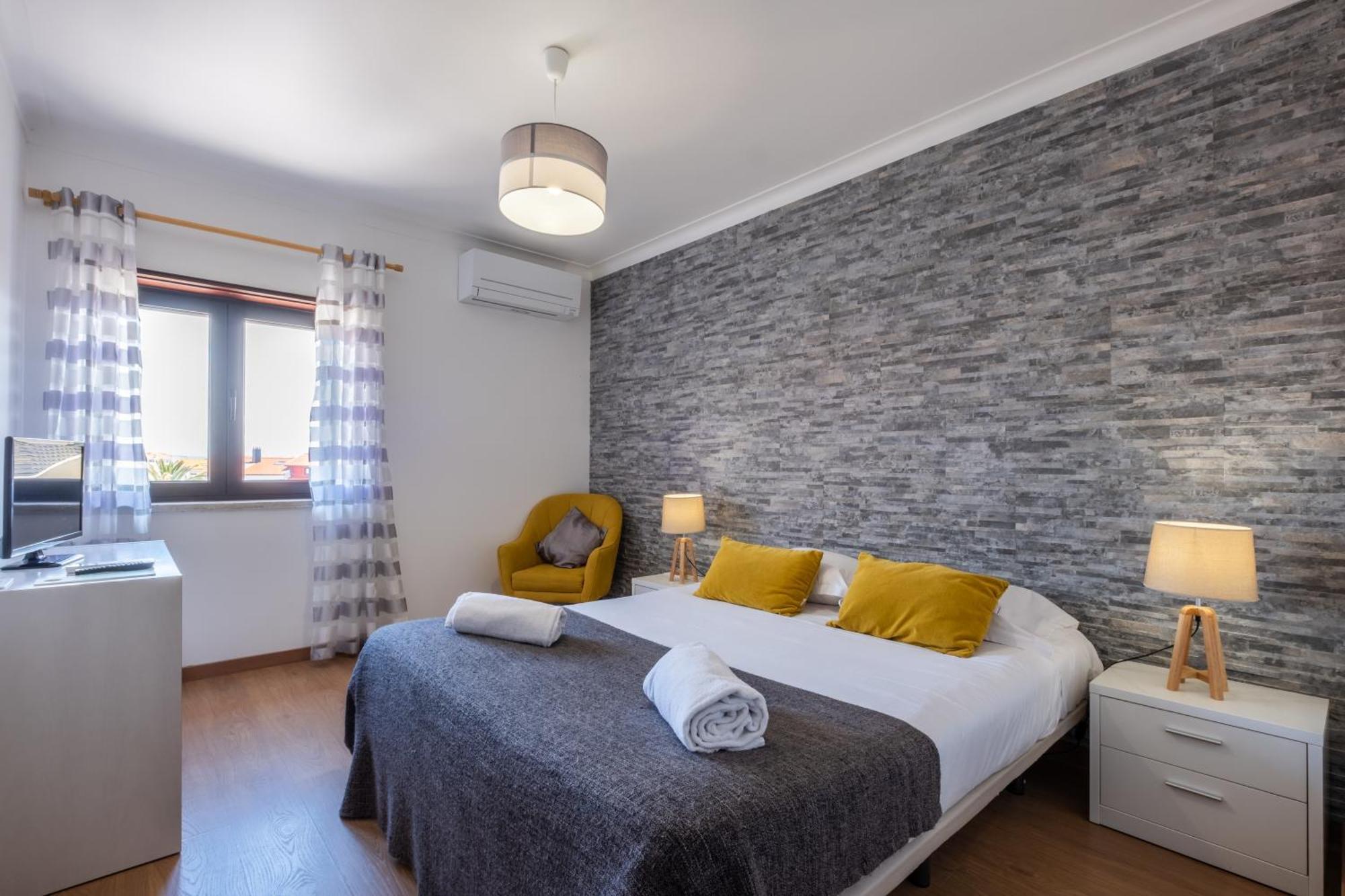 West Side Guesthouse Peniche Dış mekan fotoğraf